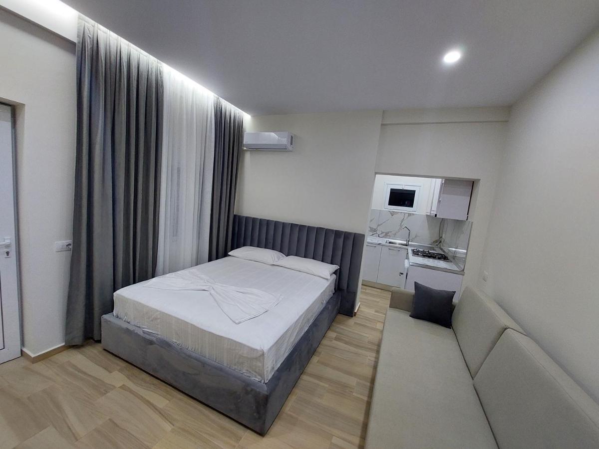 Sole Inn Vlore Bagian luar foto
