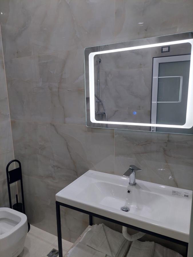 Sole Inn Vlore Bagian luar foto